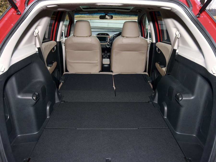  Honda Fit Shuttle 2011 года  (фото 4 из 10)